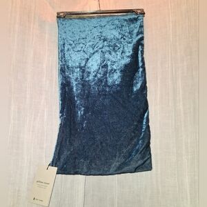Luxurious Velvet Pillow Cover in Rich Blue